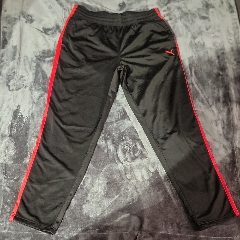 Puma Black With Red Stripe On Sides Athletic Pants.(NEW) ONLY WASHED